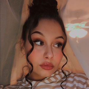 Meet your Posher, Trinity